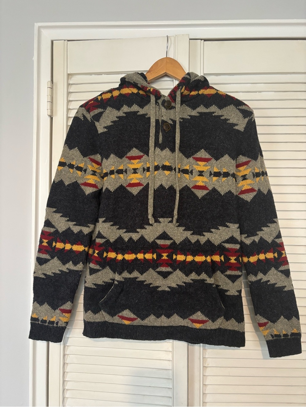 American Eagle Sweater Hoodie